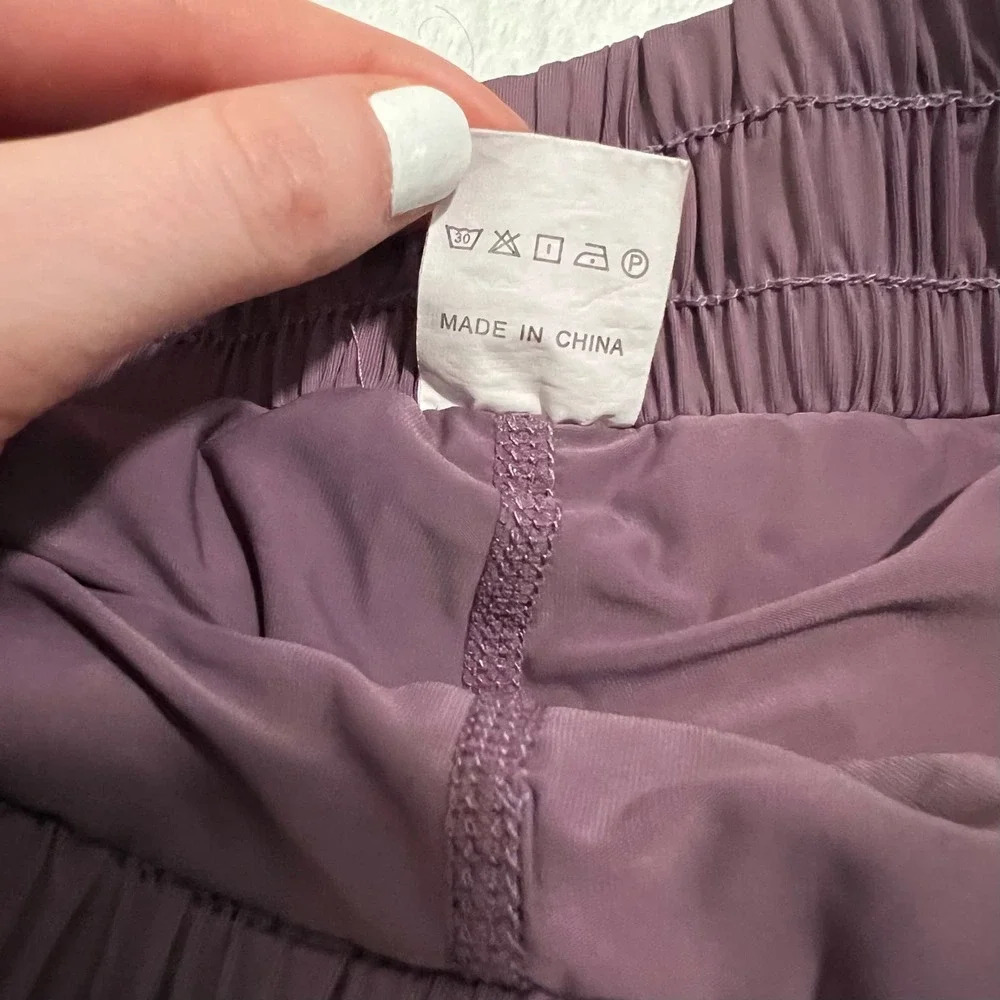 Women’s Shorts - Size M - Picture 13 of 14